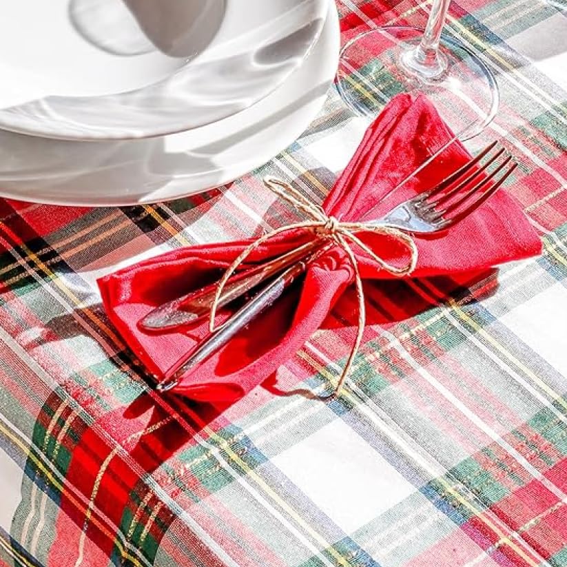Tovaglia Natalizia Tartan Elegante, Tessuto Tinto in Filo con lavorazioni in Lurex