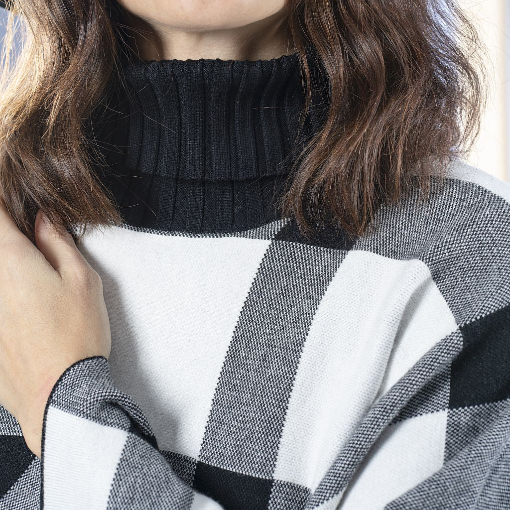 Mantella Invernale a Scacchi Poncho Coperta da Donna
