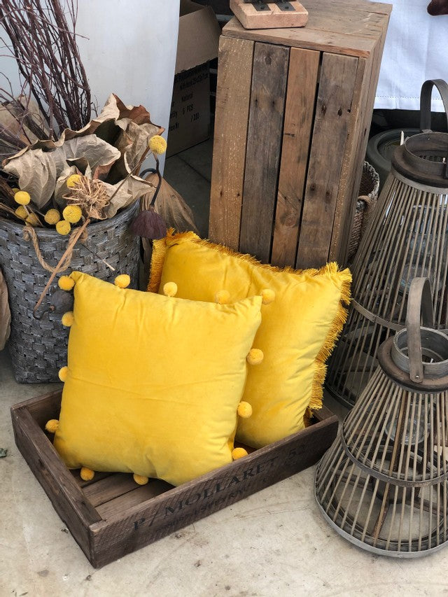 Cuscino Decorativo Sfoderabile in Velluto con Pon Pon