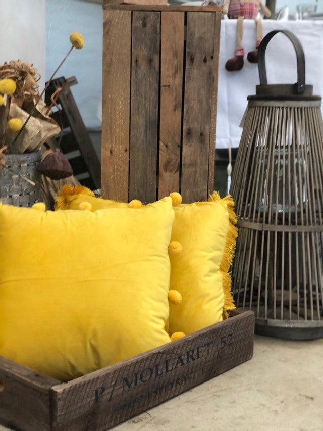 Cuscino Decorativo Sfoderabile in Velluto con Pon Pon